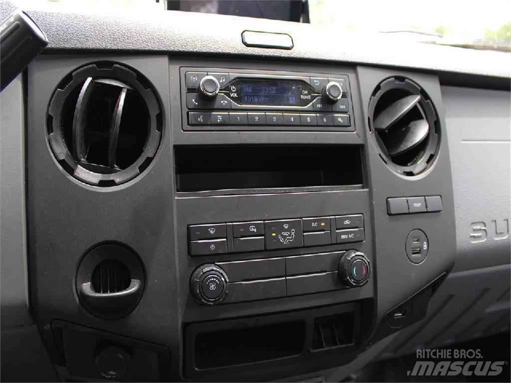 Ford F650 Camiões Municipais / Uso Geral