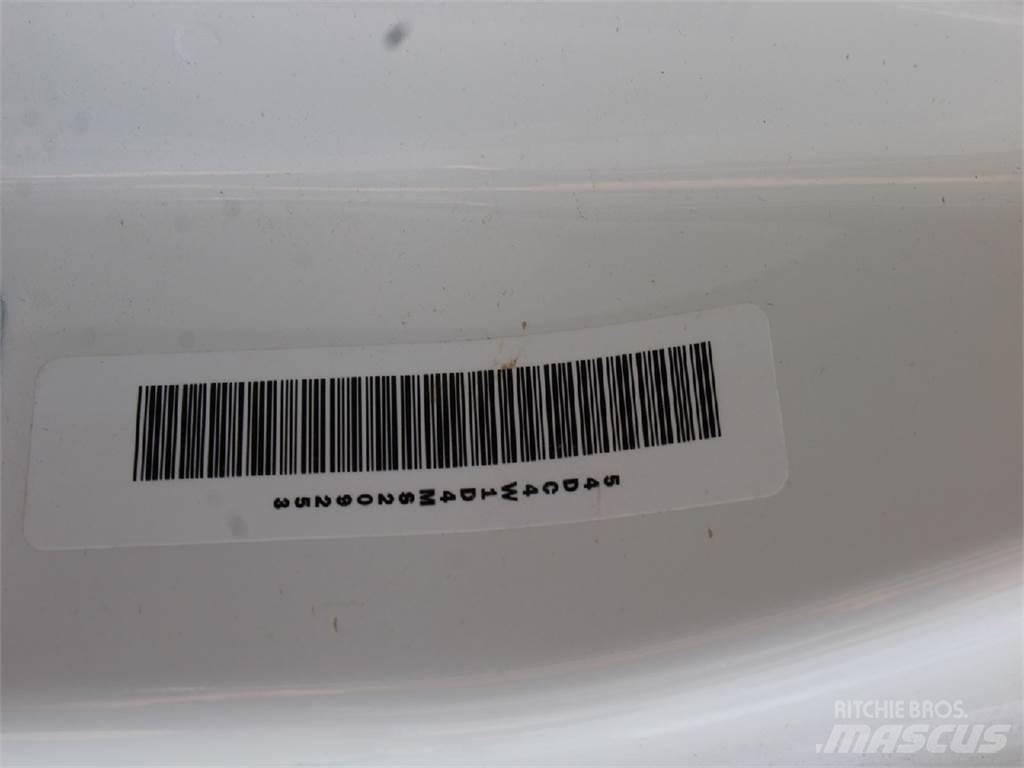 Isuzu NPR-HD Camiões de caixa fechada