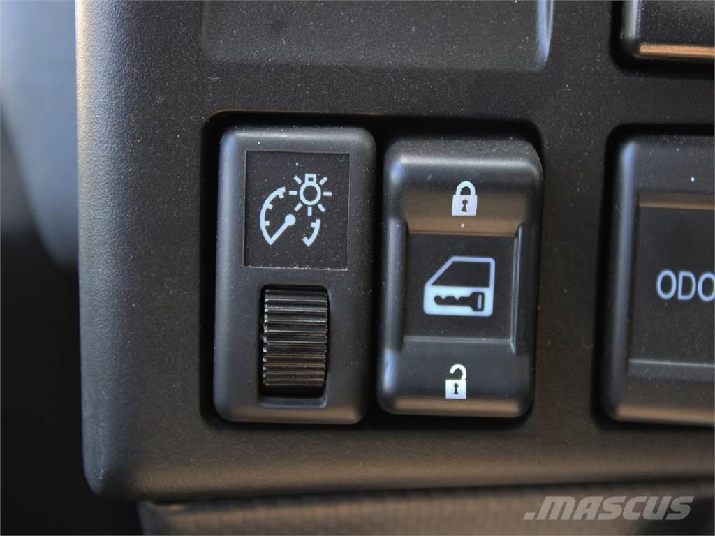 Isuzu NPR-HD Camiões Ampliroll