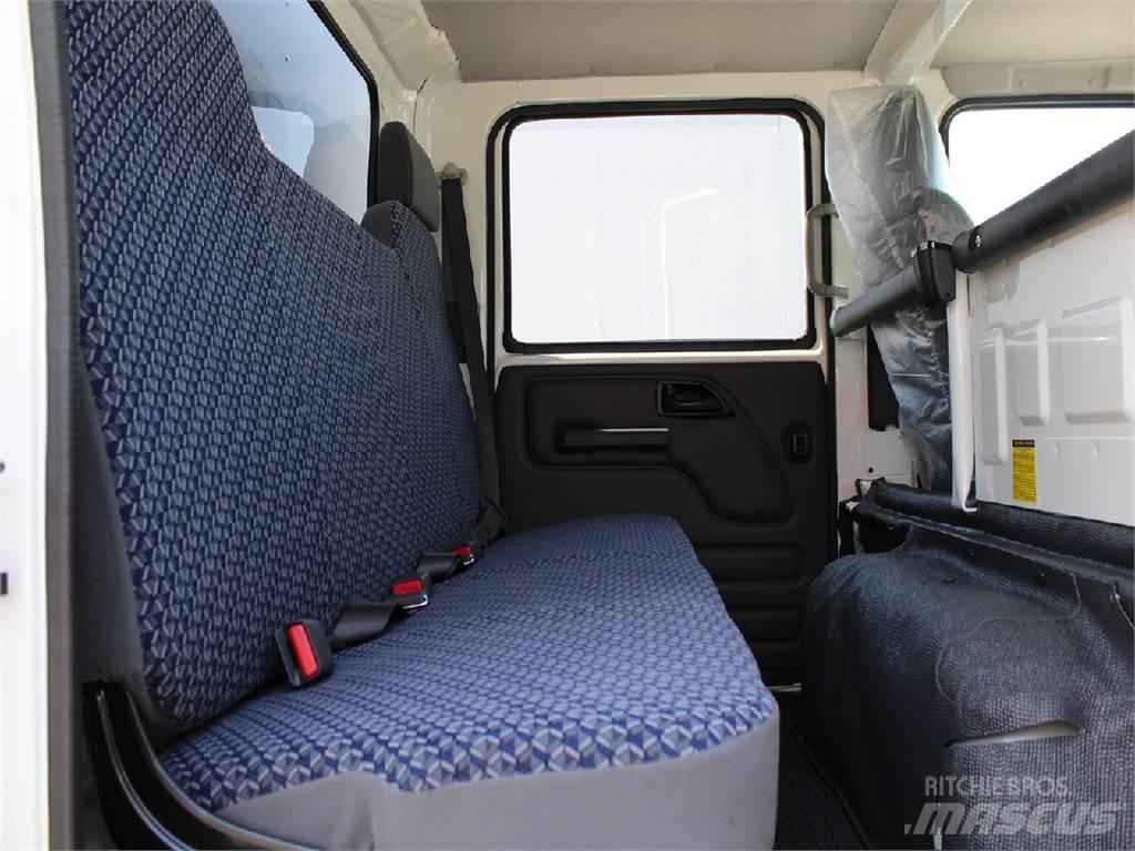 Isuzu NRR Camiões de caixa fechada