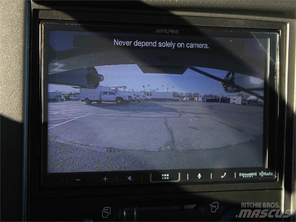 Isuzu NRR Camiões porta-contentores