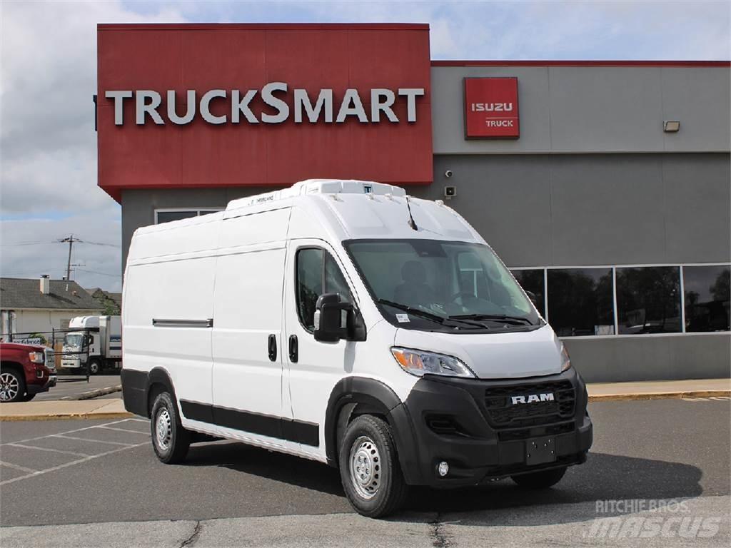 RAM PROMASTER Camiões caixa temperatura controlada