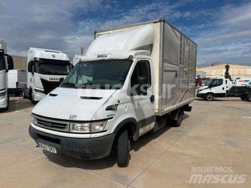 Iveco 35C14 Caixa fechada