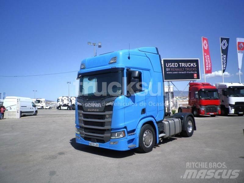 Scania R450 Tractores (camiões)