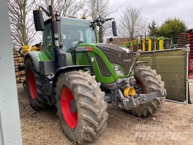 Fendt 724 DEMO Tratores Agrícolas usados