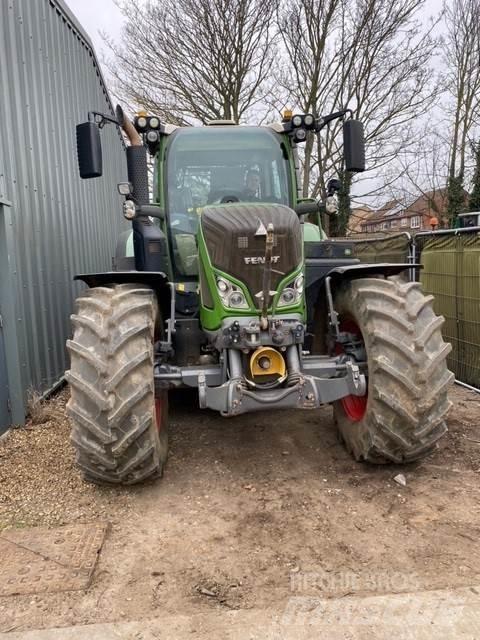 Fendt 724 DEMO Tratores Agrícolas usados