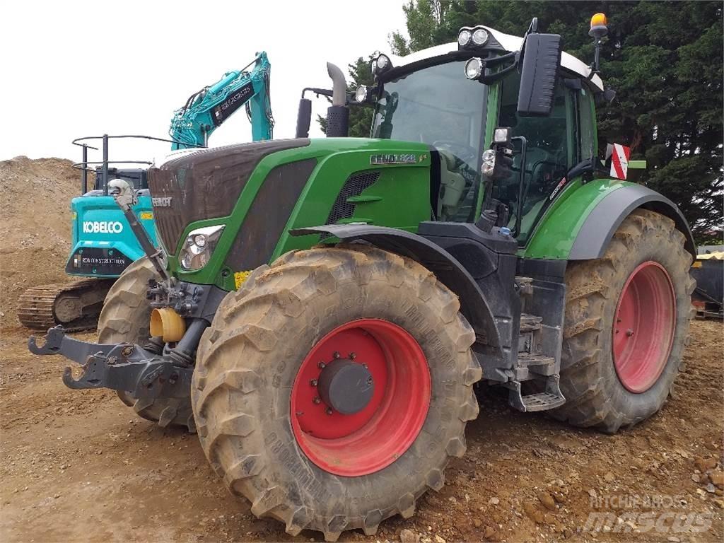 Fendt 828 VARIO Tratores Agrícolas usados