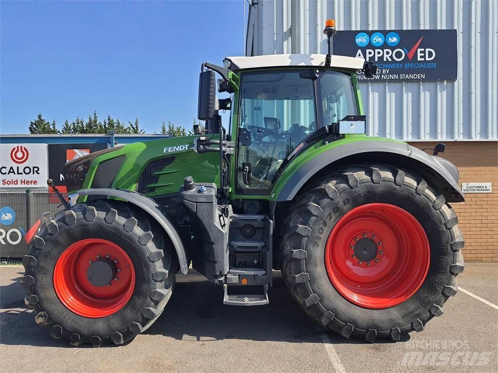 Fendt 828 VARIO Tratores Agrícolas usados