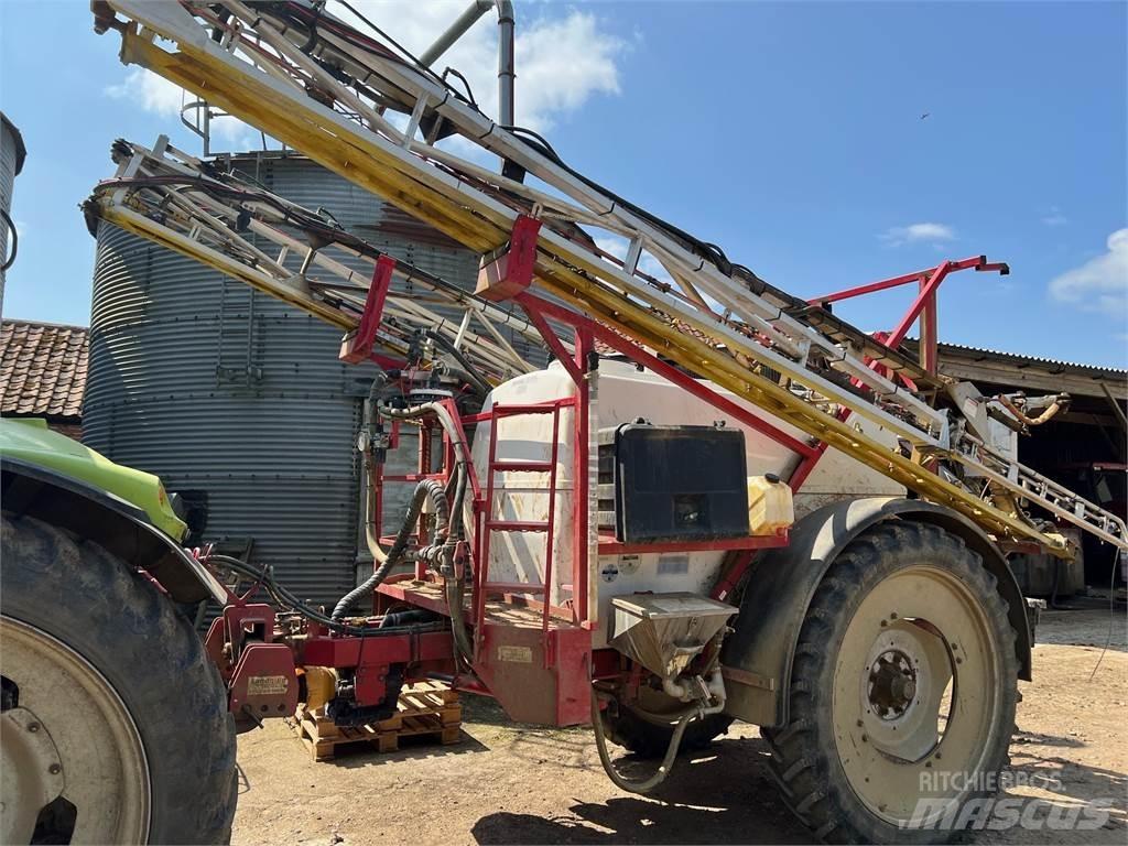 Landquip 3000L Pulverizadores rebocados