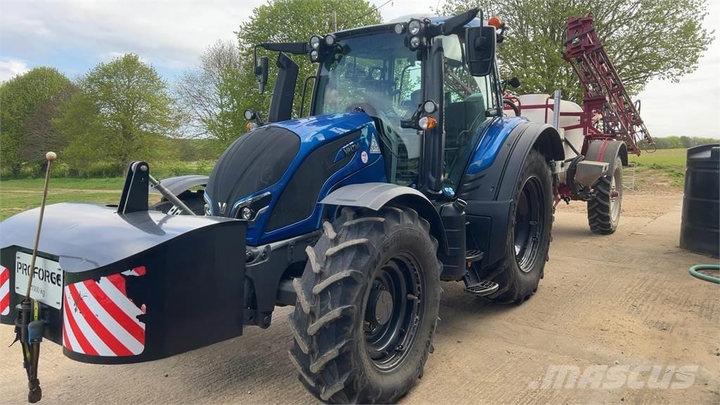 Valtra N155EV Tratores Agrícolas usados