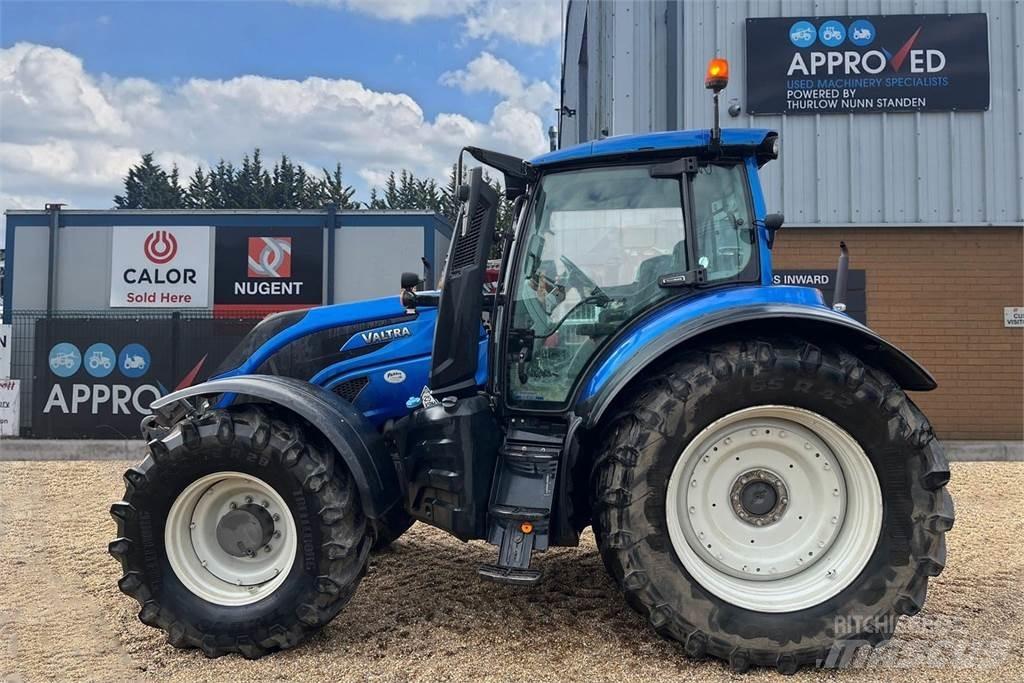 Valtra T234D Tratores Agrícolas usados