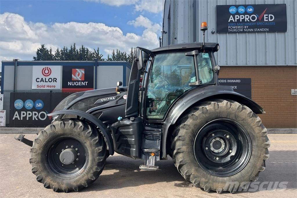 Valtra T255V Tratores Agrícolas usados