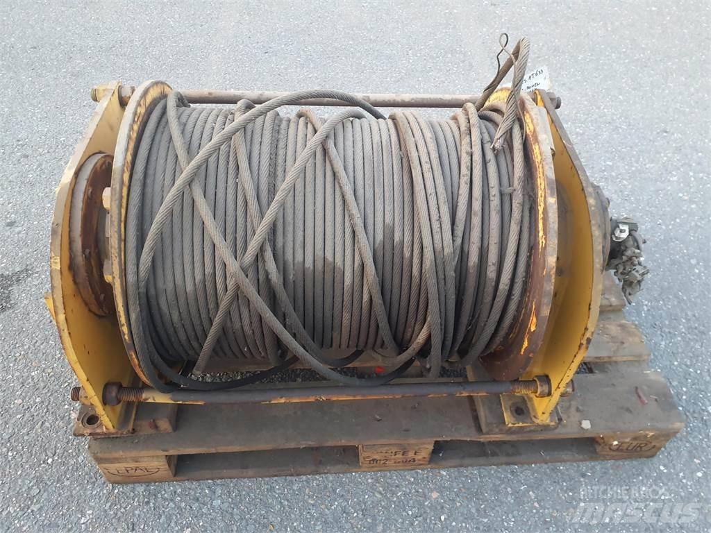 Coles AT 633 winch Peças e equipamento de gruas