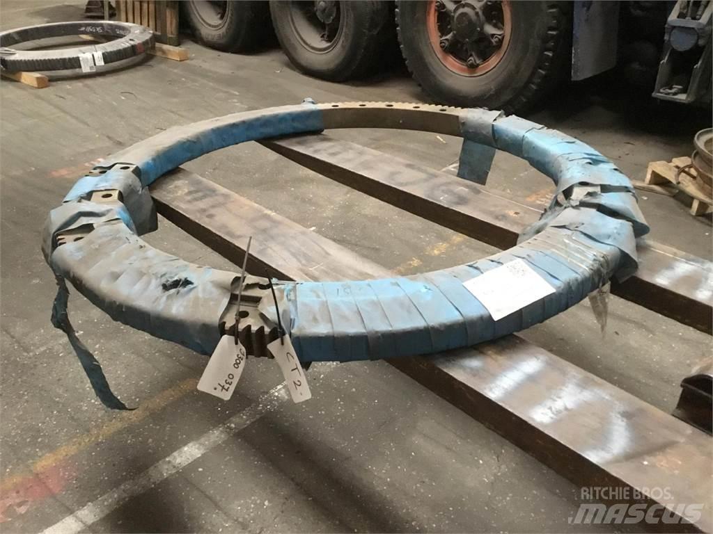  CT 2 slew ring Peças e equipamento de gruas