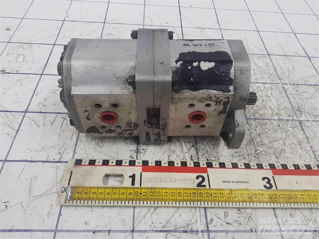  Dual gear pump Peças e equipamento de gruas