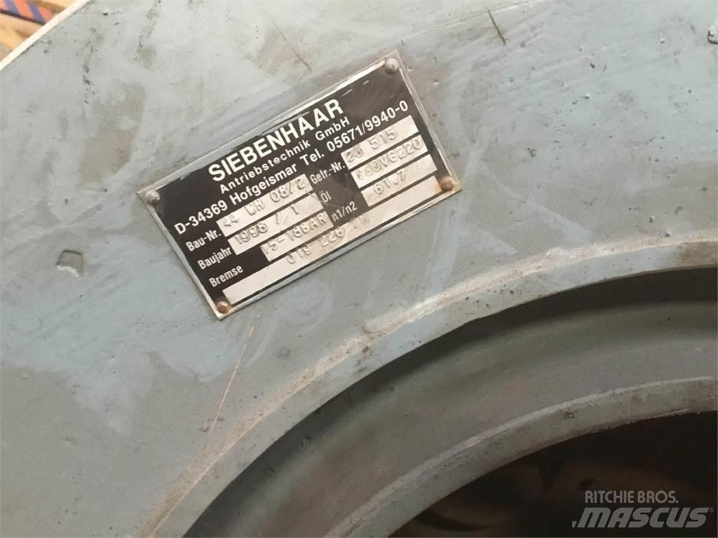 Krupp KMK 4070 winch Peças e equipamento de gruas