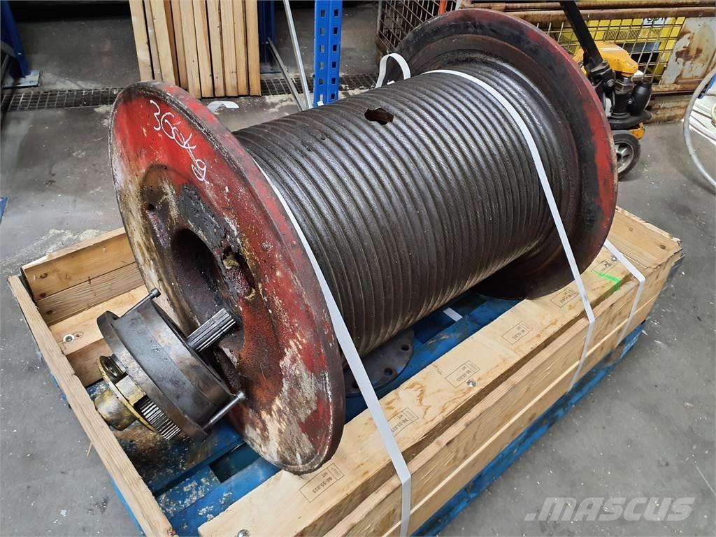 Krupp KMK 4070 winch Peças e equipamento de gruas