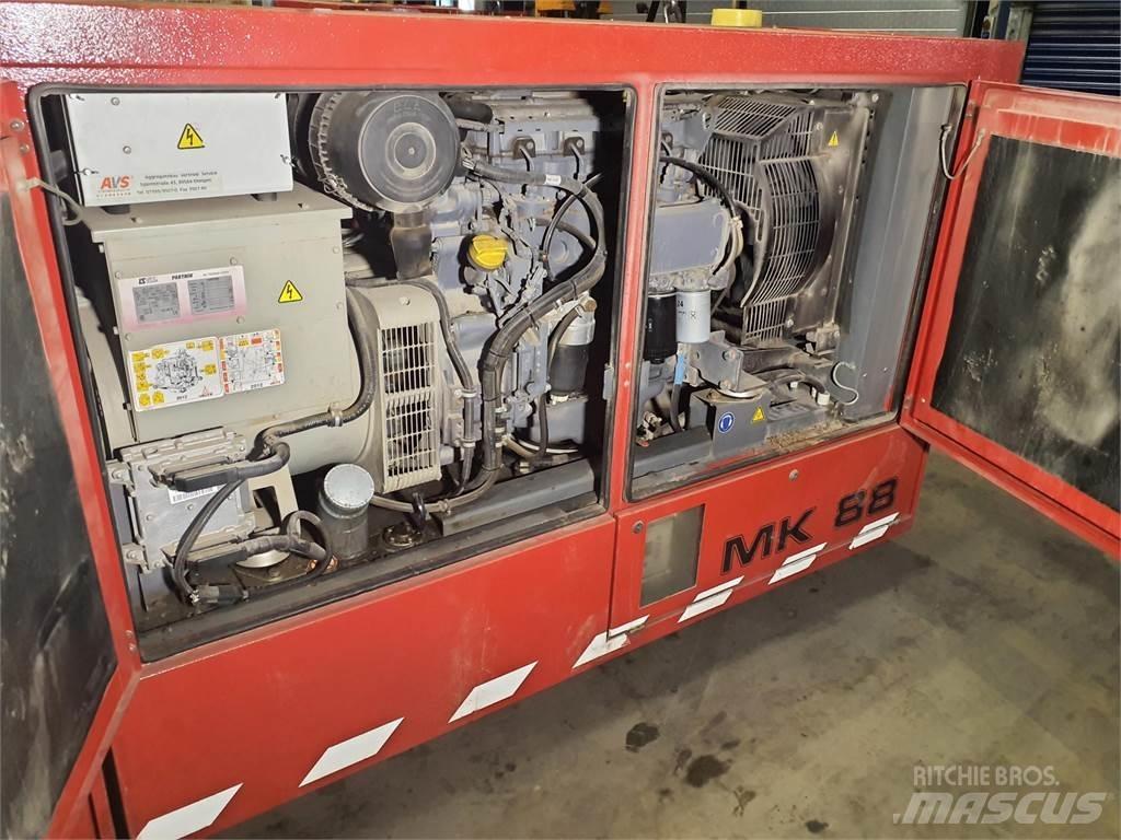 Liebherr MK 88 upper Peças e equipamento de gruas