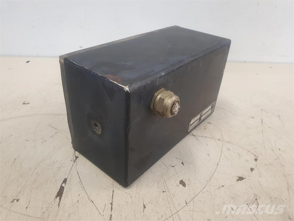  PAT LMB display Peças e equipamento de gruas