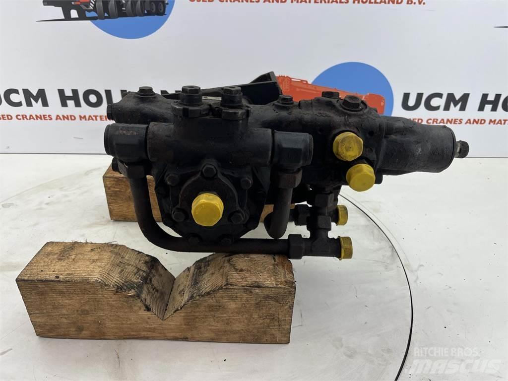  Steering box Peças e equipamento de gruas