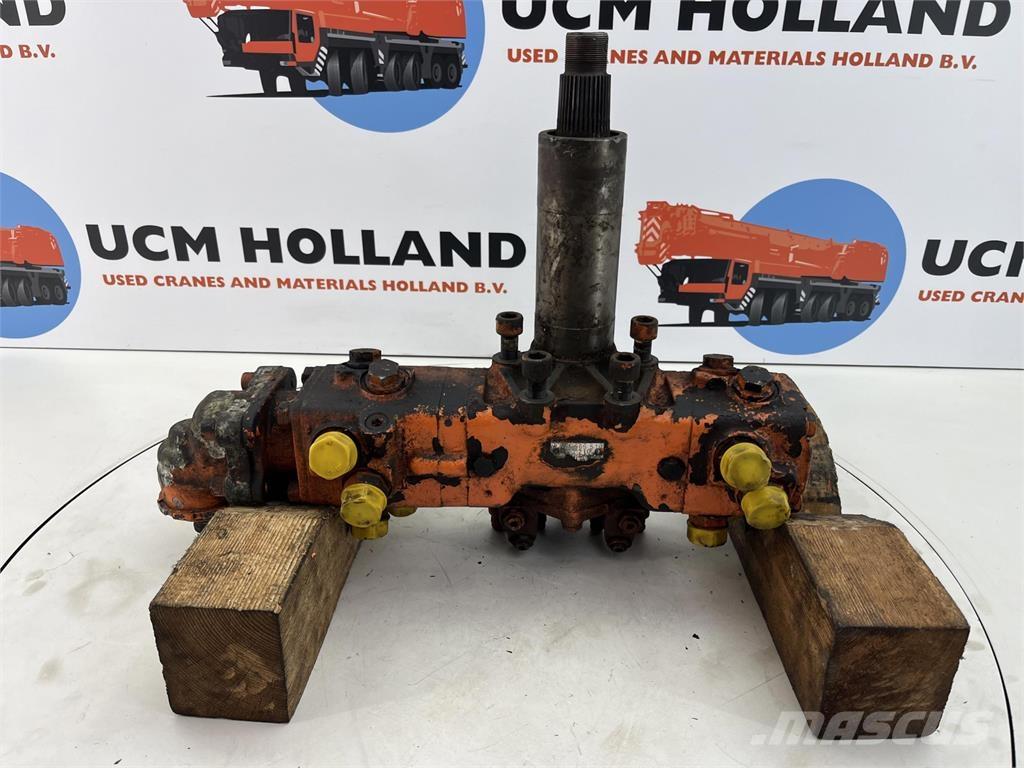  Steering box 210bar Peças e equipamento de gruas