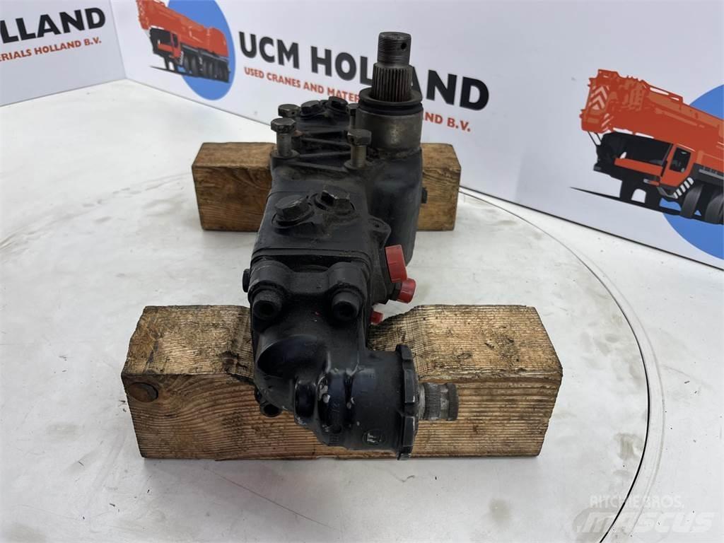  Steering box 210bar Peças e equipamento de gruas