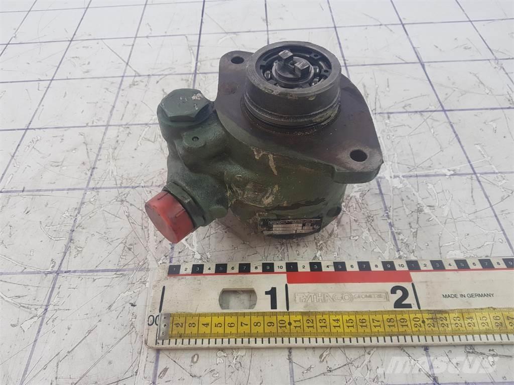 ZF steering pump Peças e equipamento de gruas