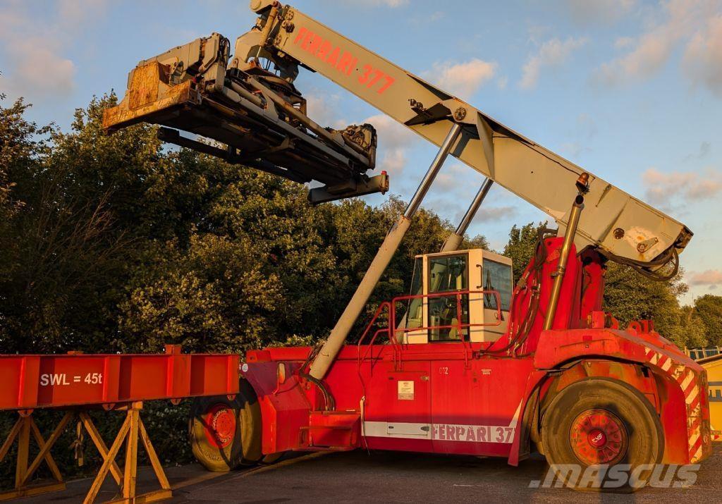 CVS Ferrari F377.5 PB Guindastes móveis