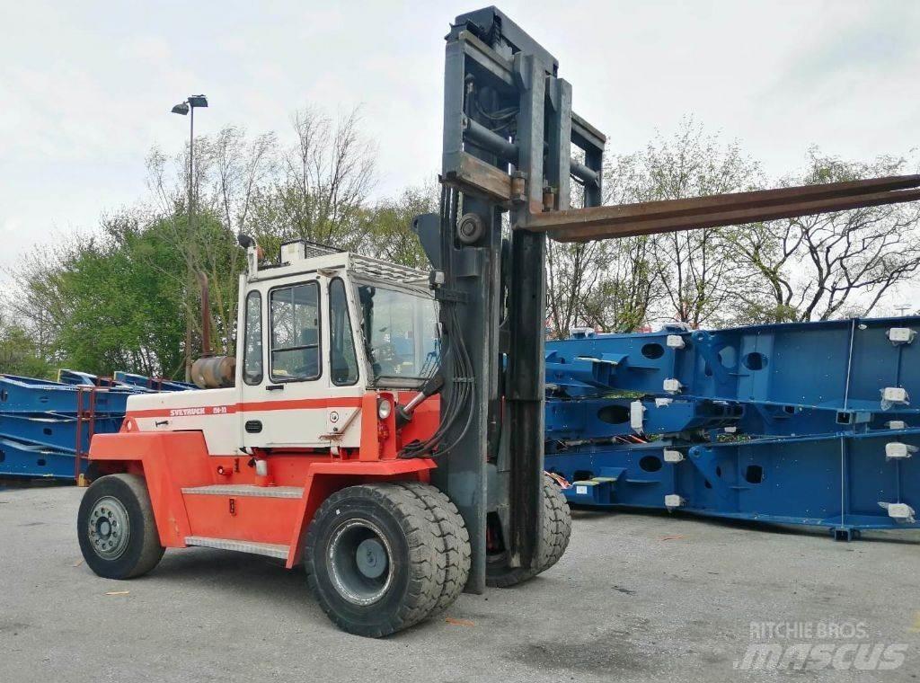Svetruck 13,6-120-32 Empilhadores Diesel