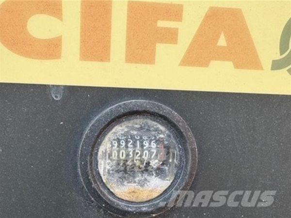 DAF / CIFA SL8 8m3 Camiões de betão
