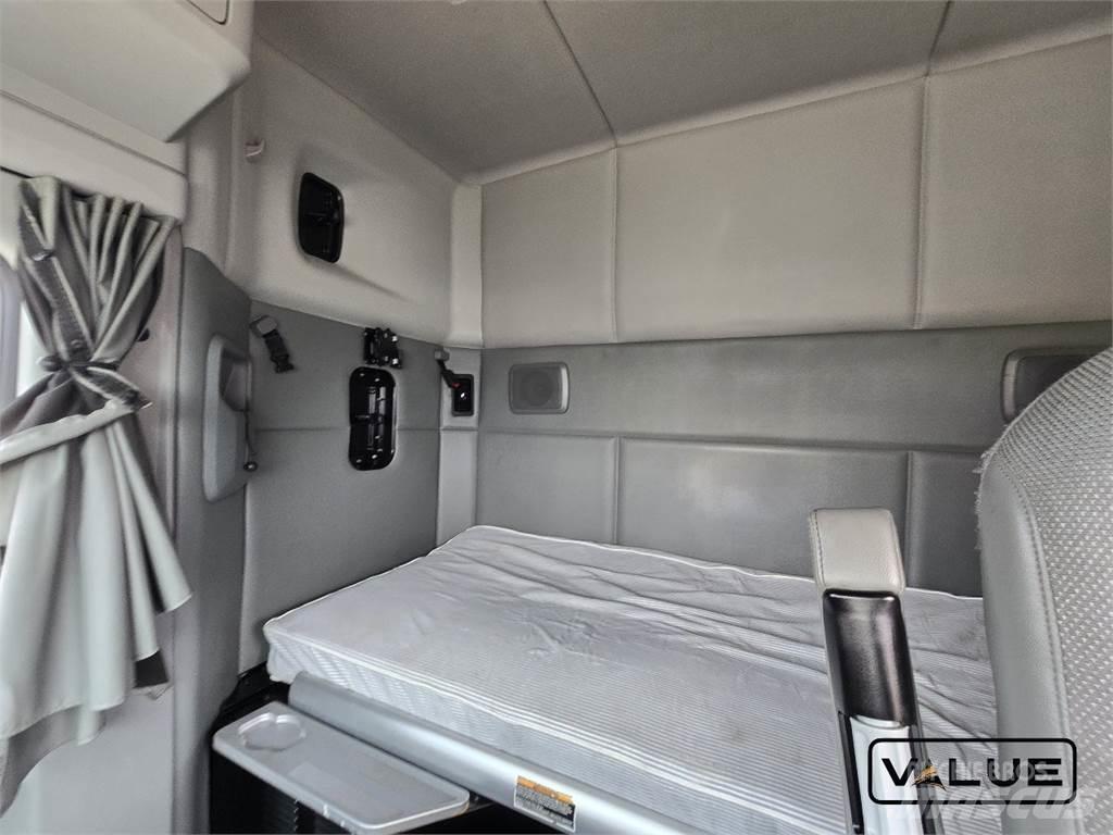 Kenworth T680 Tractores (camiões)