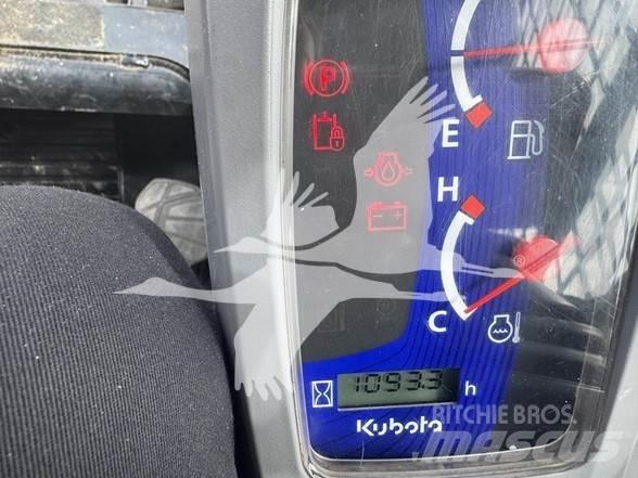 Kubota SVL65-2 Carregadoras de direcção deslizante
