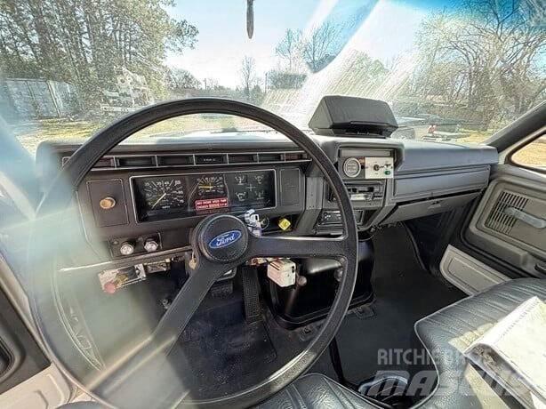 Ford F-800 Construção - Outros
