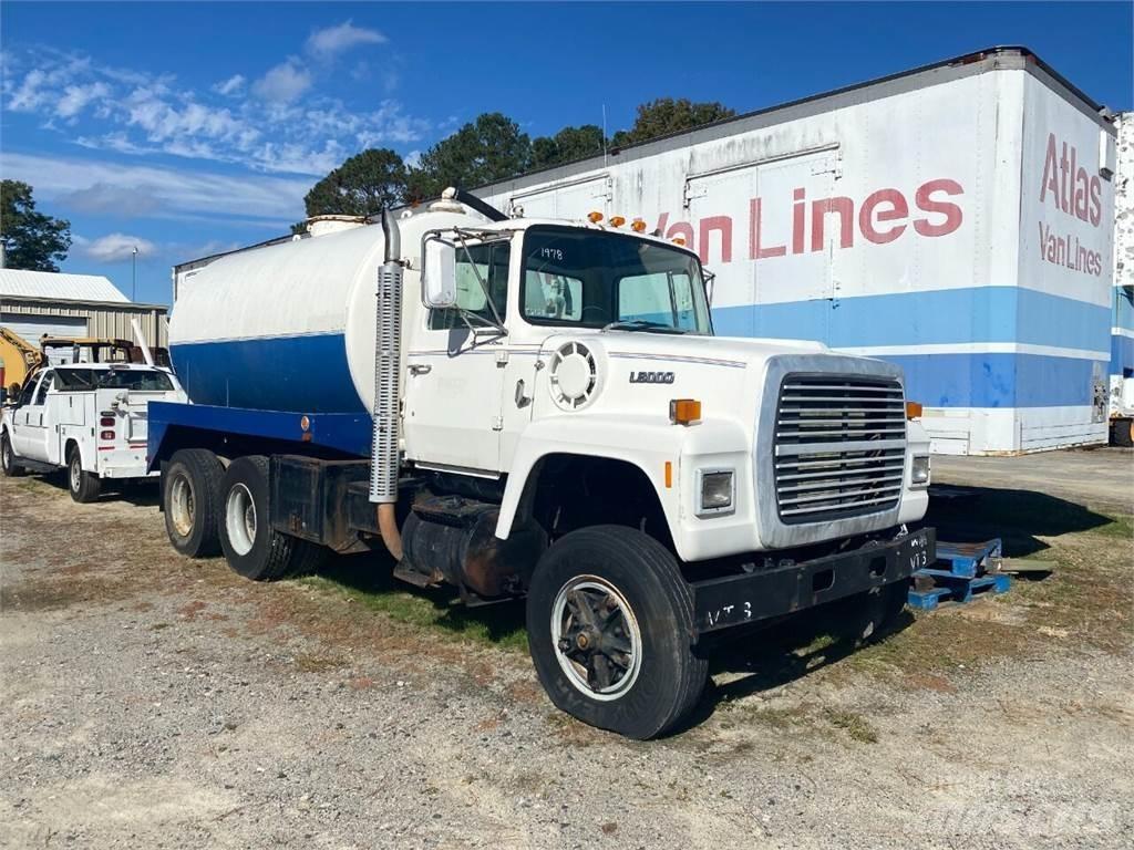 Ford L8000 Construção - Outros
