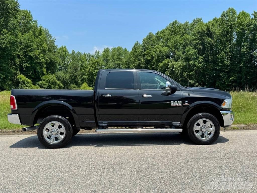 RAM 2500 Construção - Outros
