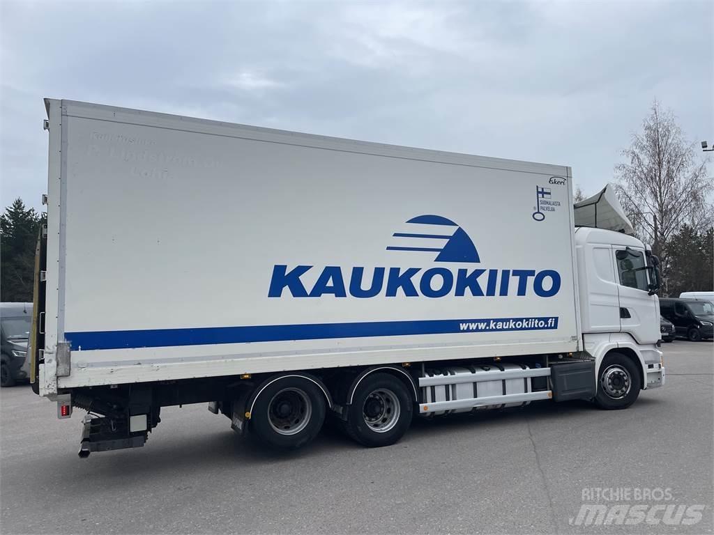 Scania R520 Camiões de caixa fechada