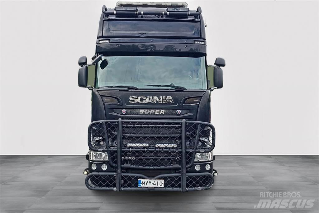 Scania R580 Camiões de caixa fechada