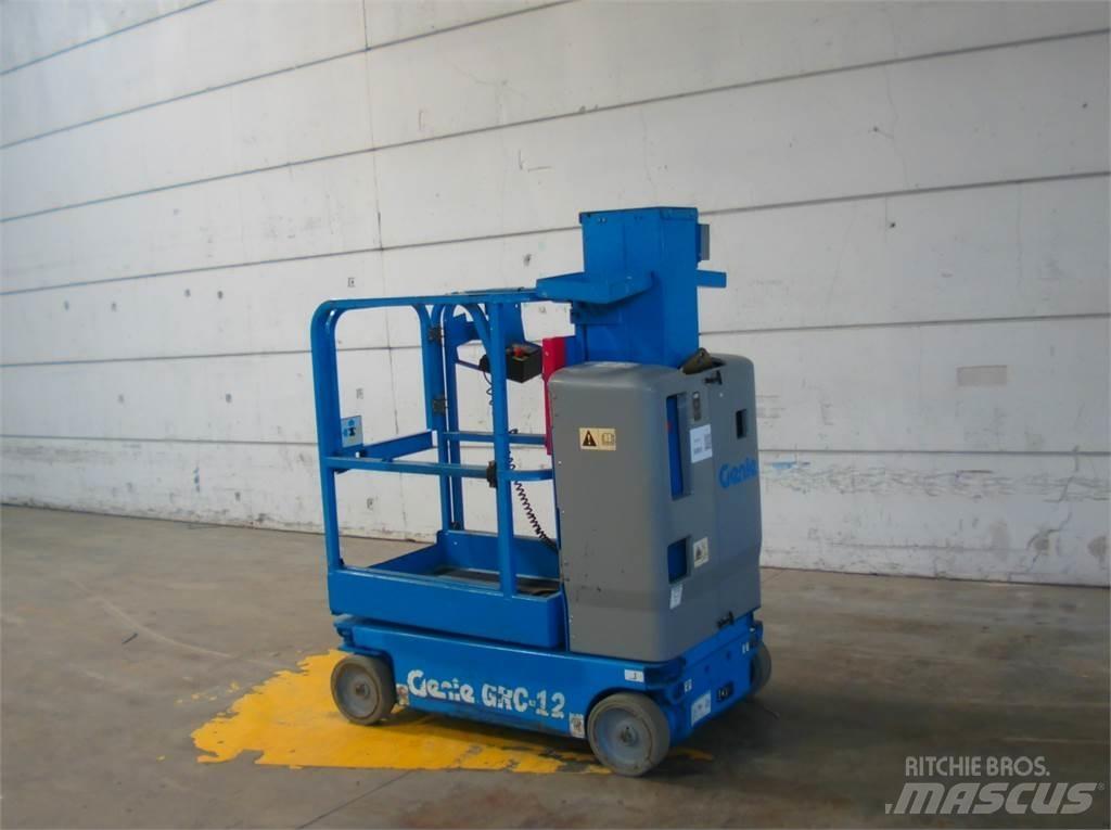 Genie GRC12 Plataformas de Mastro Vertical