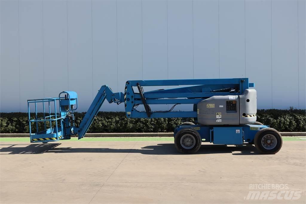 Genie Z45-25JBI Elevadores braços articulados