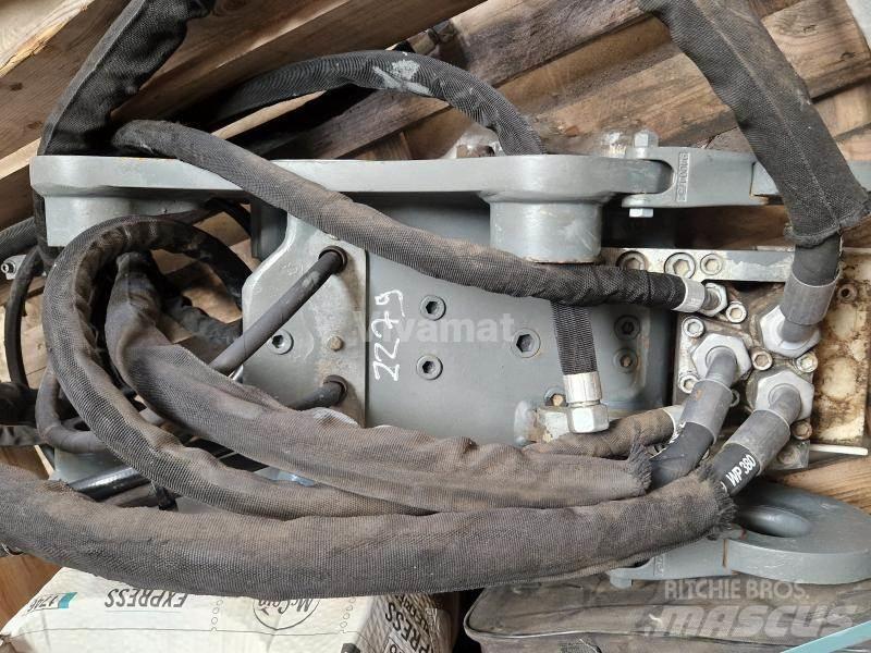 Liebherr SW33 Conectores