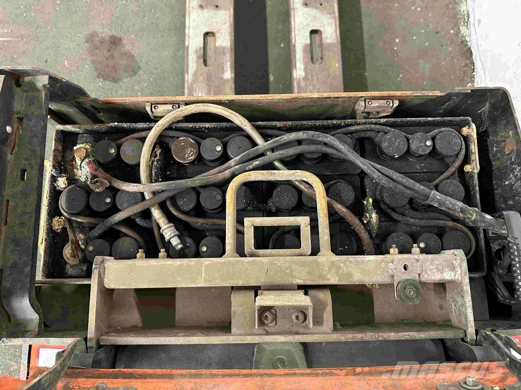 Toyota LPE 200 Porta palettes