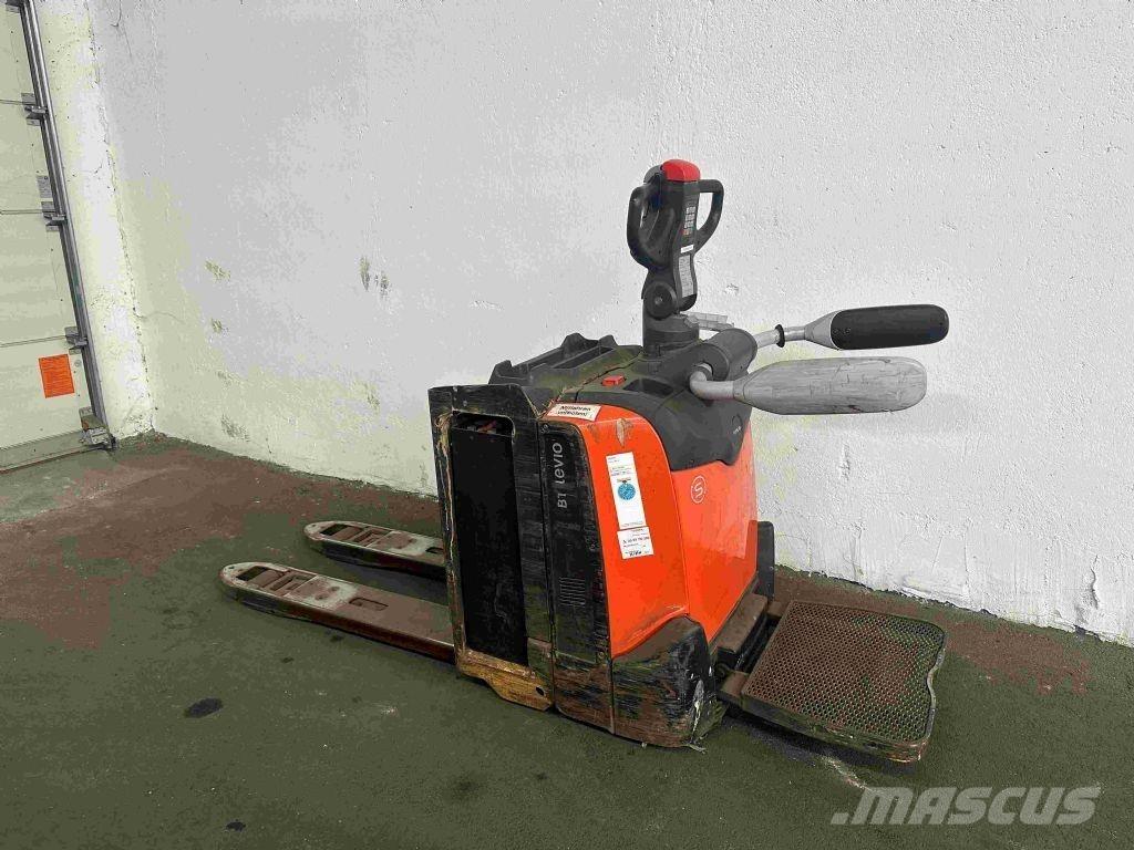 Toyota LPE 200 Porta palettes