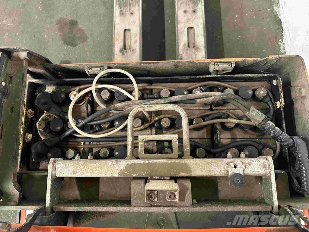 Toyota LPE 200 Porta palettes