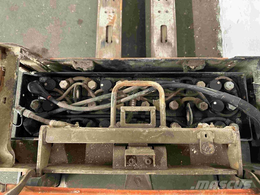 Toyota LPE 200 Porta palettes