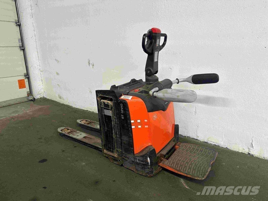 Toyota LPE 200 Porta palettes