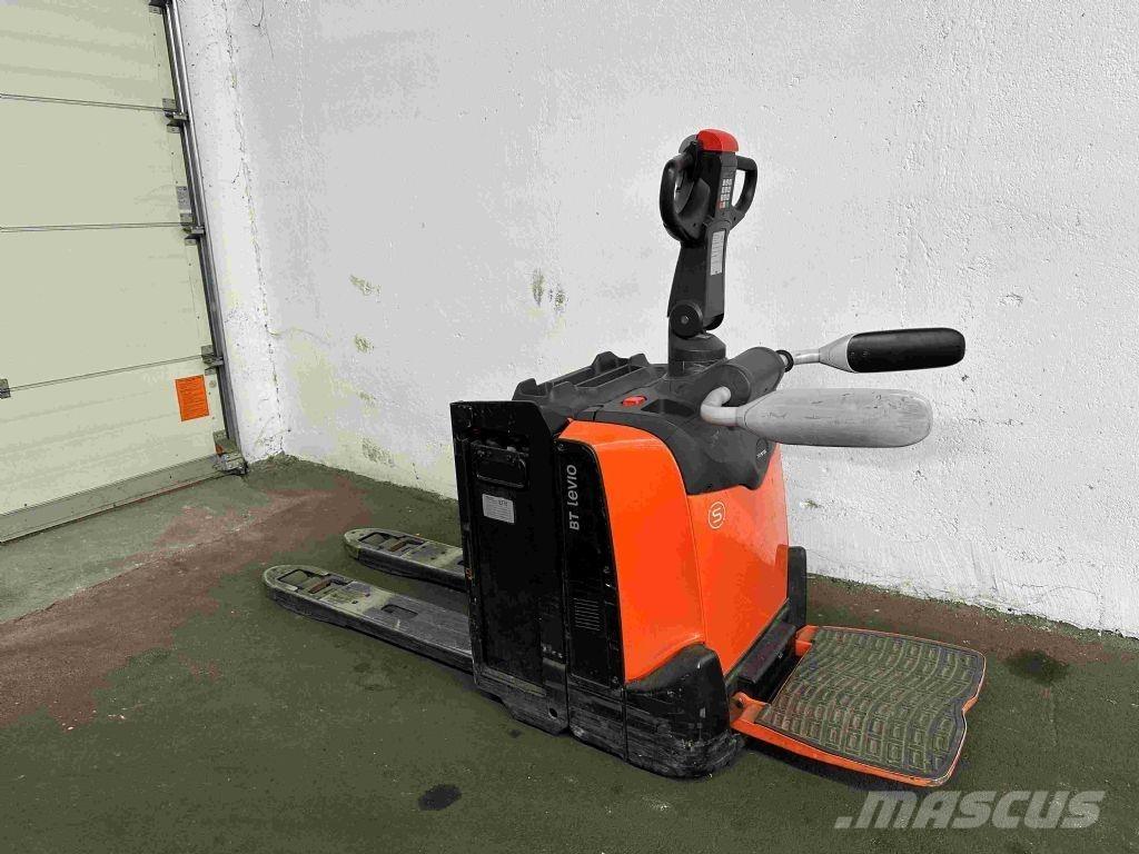 Toyota LPE 200 Porta palettes
