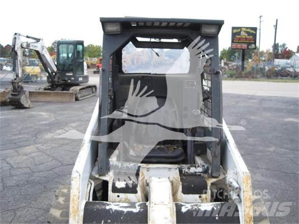 Bobcat 751 Carregadoras de direcção deslizante