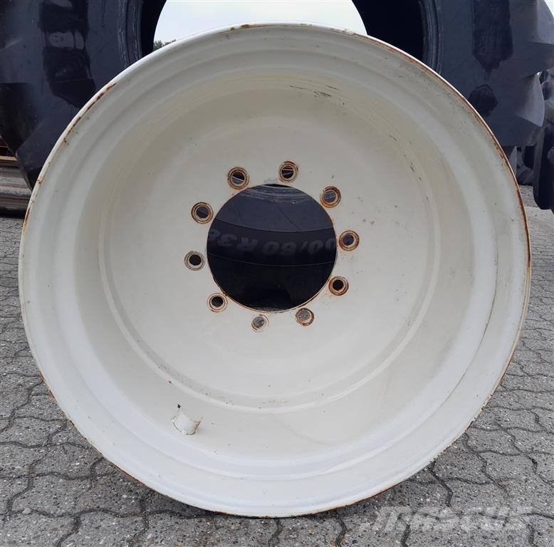  - - - Pneus Agrícolas