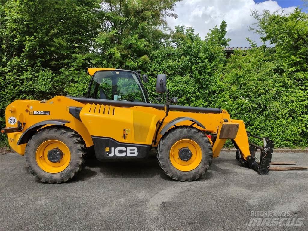 JCB 540V140 Hi Viz Manipuladores telescópicos