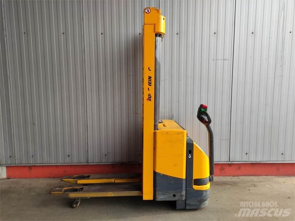 Jungheinrich EJCZ16 Empilhador para operador externo